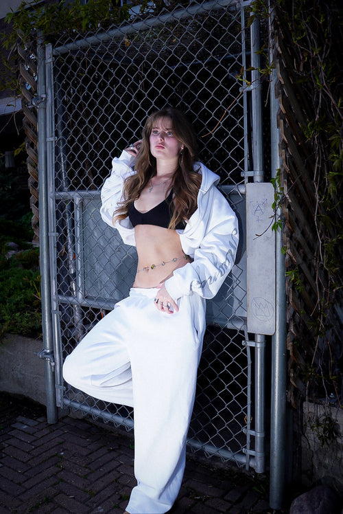 MAGNIFIA SWEATZ
