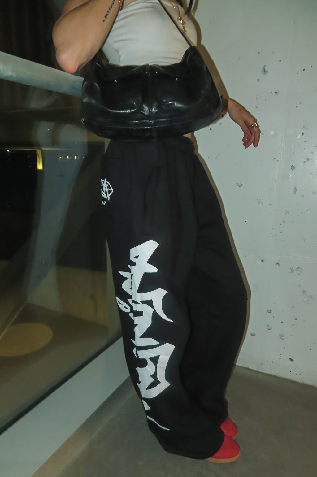 Magnifia Sweats - Magnifia 