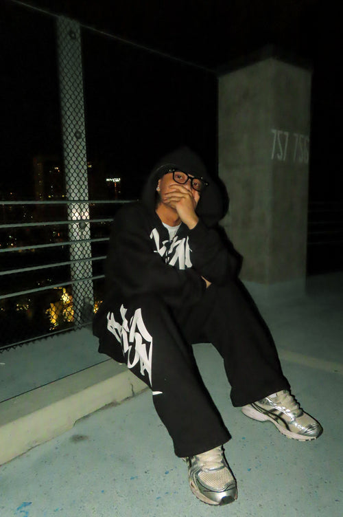 Dominion Alpha Tracksuit - Magnifia 